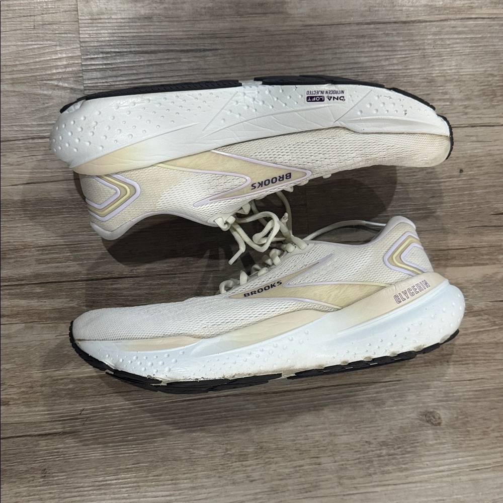 Women’s Brooks Glycerin 21